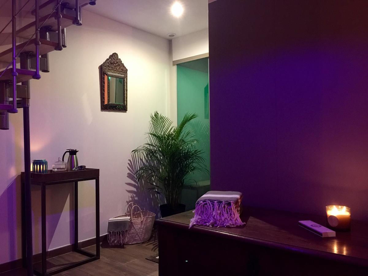 La Catiniere Bed & Breakfast อาร์นาจ ภายนอก รูปภาพ
